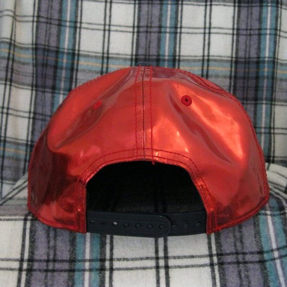 DC Comics shiny red, gold emblem Wonder Women cap. One size fits most. - Picture 3 of 10